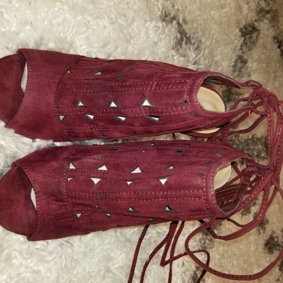 SHOEDAZZLE MAROON 'RACHEL'S LASER-CUT SINGBACK HEELS SANDAL - Picture 6 of 15